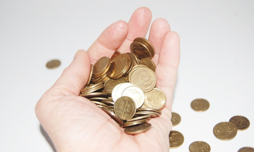 kb 저축은행 kiwi 여성 비상금 대출 조건 금리 신청방법