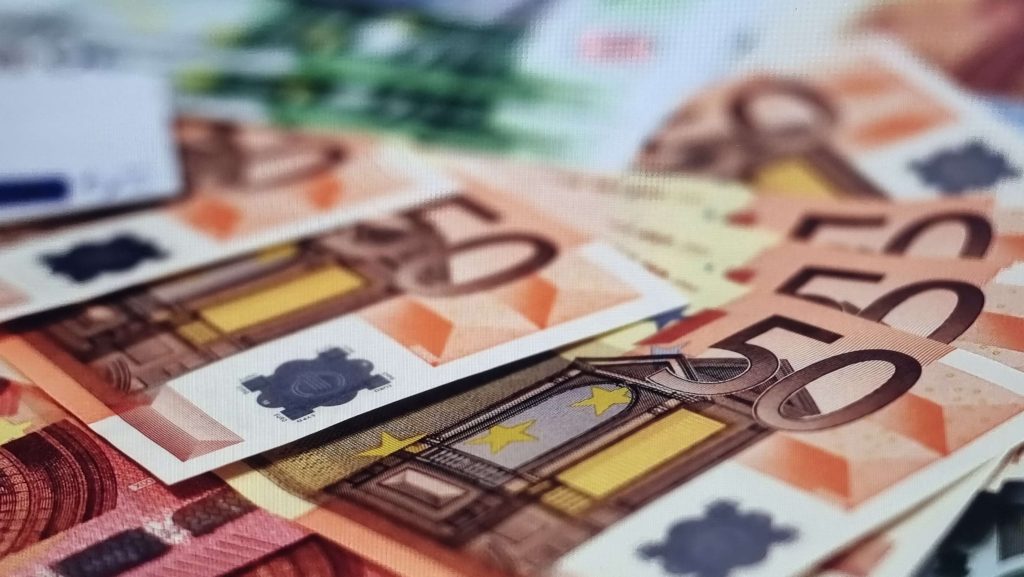 대부 자동차 담보 대출 안전하게 이용하는 꿀팁 공개!