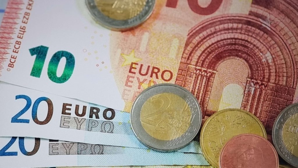 금리 인상기 대출 전략 총정리: 고금리 시대 현명한 대출 방법 7가지