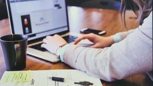 무직자 도 주택 담보 대출 이 가능할까 실제 승인 후기 와 조건, 금리, 심사 기준까지 한 번에 정리했습니다.은행, 저축은행, 대부업까지 비교! 무직자 주택담보대출 후기와 주의사항을 확인하세요. 무직자 주택 담보 대출은 소득이 없어도 부동산을 담보로 일정 조건을 충족하면 승인 가능성이 존재합니다.