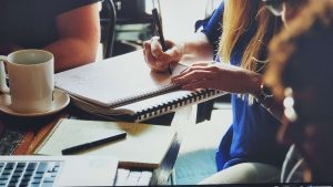 전세 보증금 담보 대출 후기 를 통해 실제 이용자의 경험과 장단점을 확인하세요. 승인 조건, 금리, 주의사항까지 한 번에 정리했습니다.전세보증금 담보대출 금리, 한도, 승인 조건을 상세히 분석합니다. 대출 전 꼭 알아야 할 핵심 정보 제공. 전세 보증금 담보 대출은 전세 자금이 부족할 때 많은 사람들이 선택하는 금융 상품입니다.